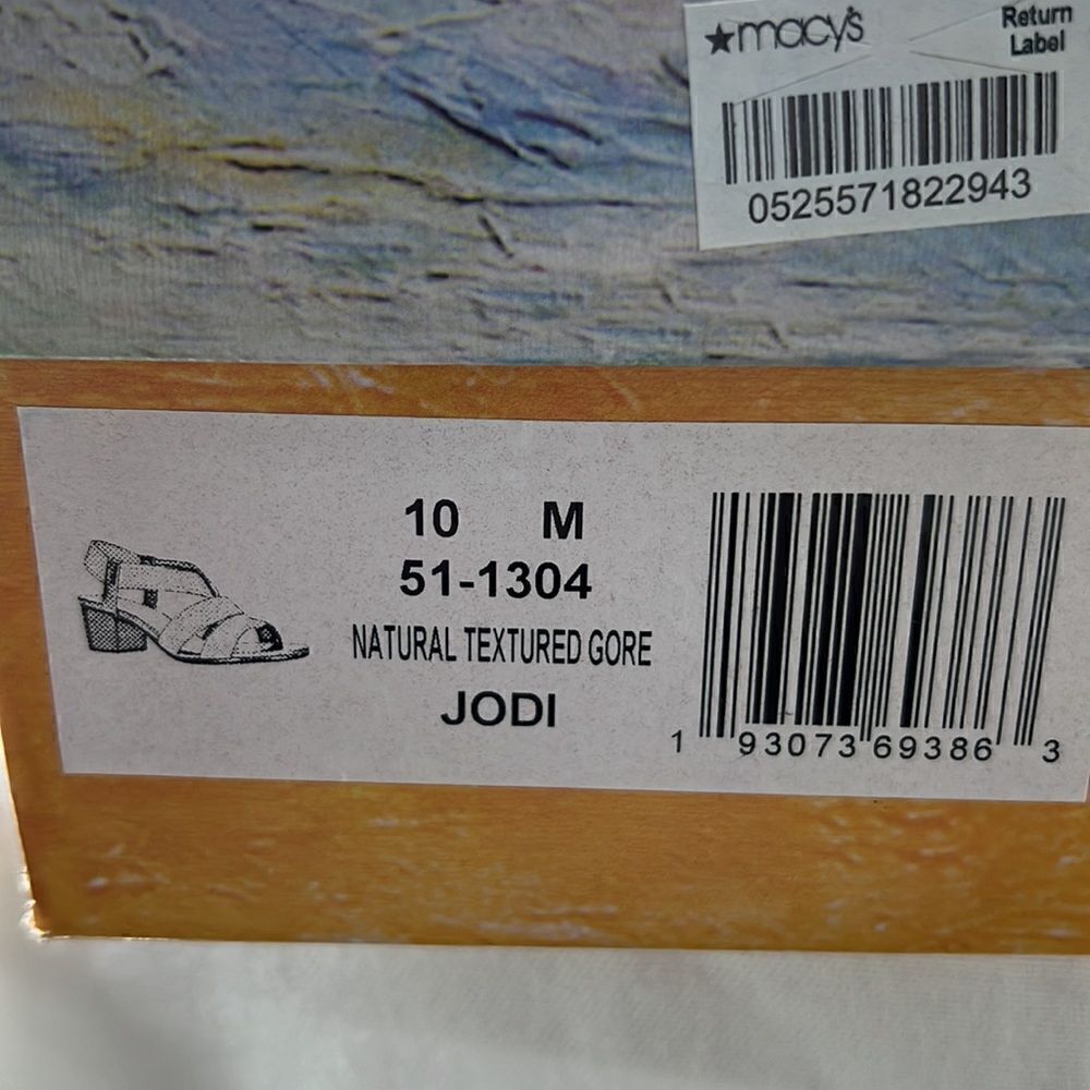Bella Vita Jodi Stretch Sandals Natural size 10 M - Picture 8 of 8